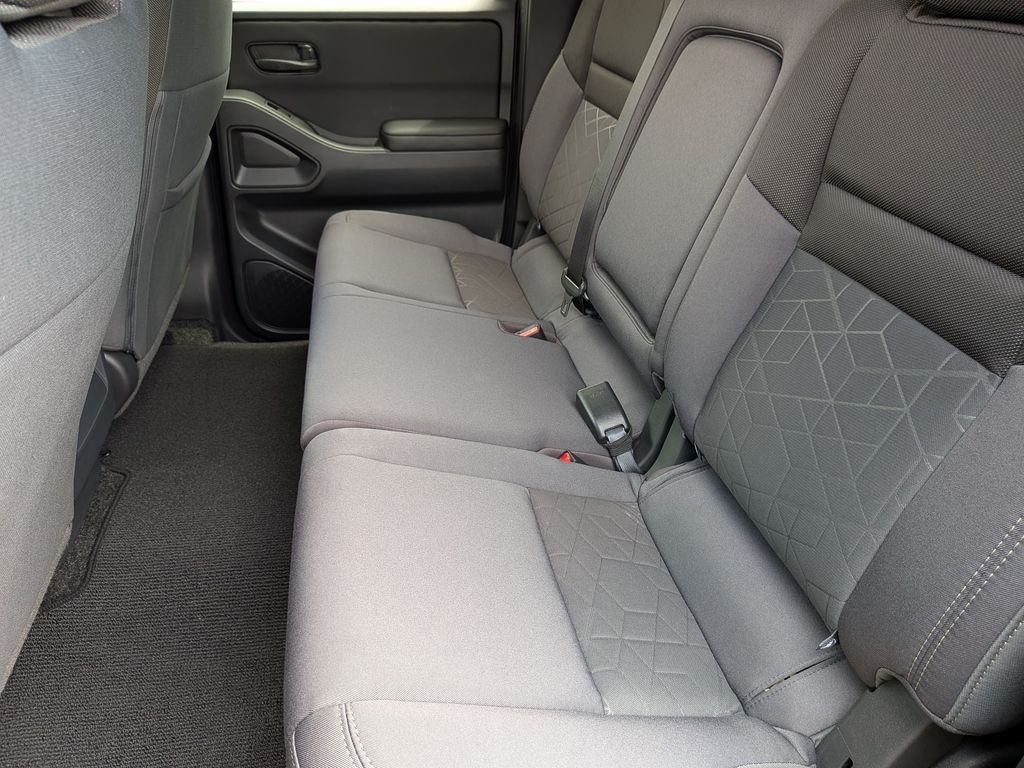 New 2026 Boulder Gray Pearl Nissan Crew Cab SV image 27