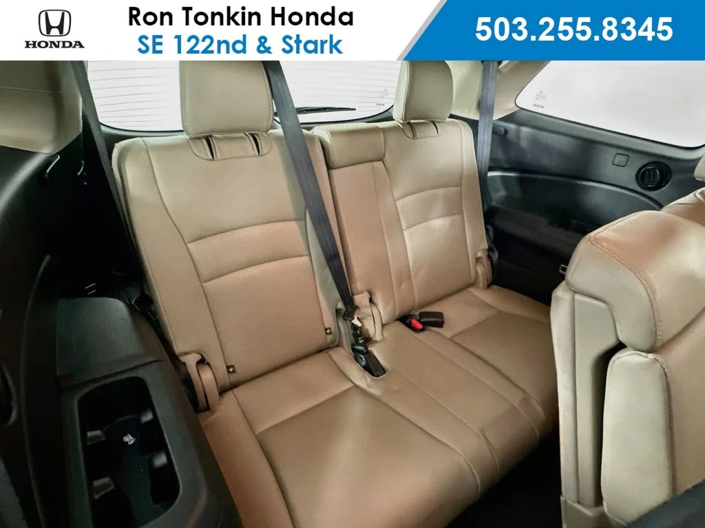 Used 2020 Pearl White Honda EX-L image 29