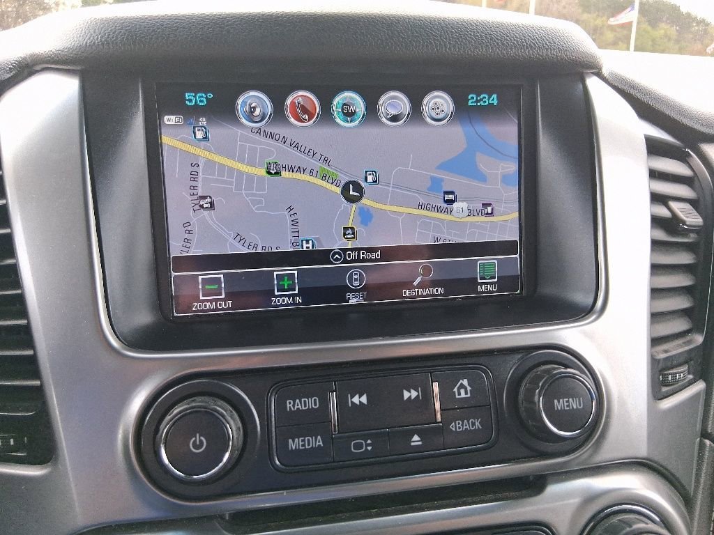 Used 2019 SUMMIT WHITE Chevrolet Premier image 24