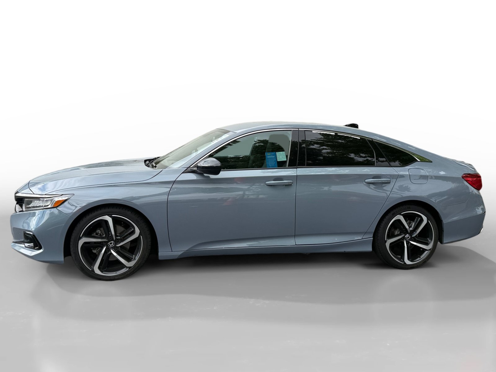Used 2022 Sonic Gray Pearl Honda Sport image 2