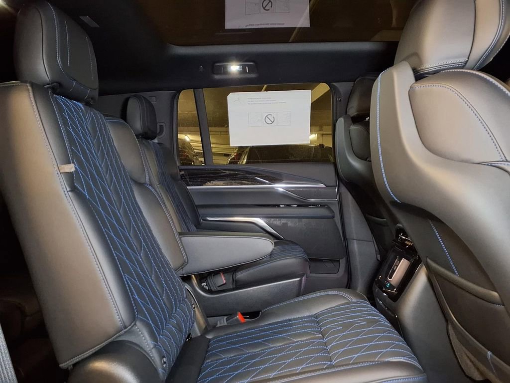 2026 Cadillac Escalade IQL Sport - Photo 6