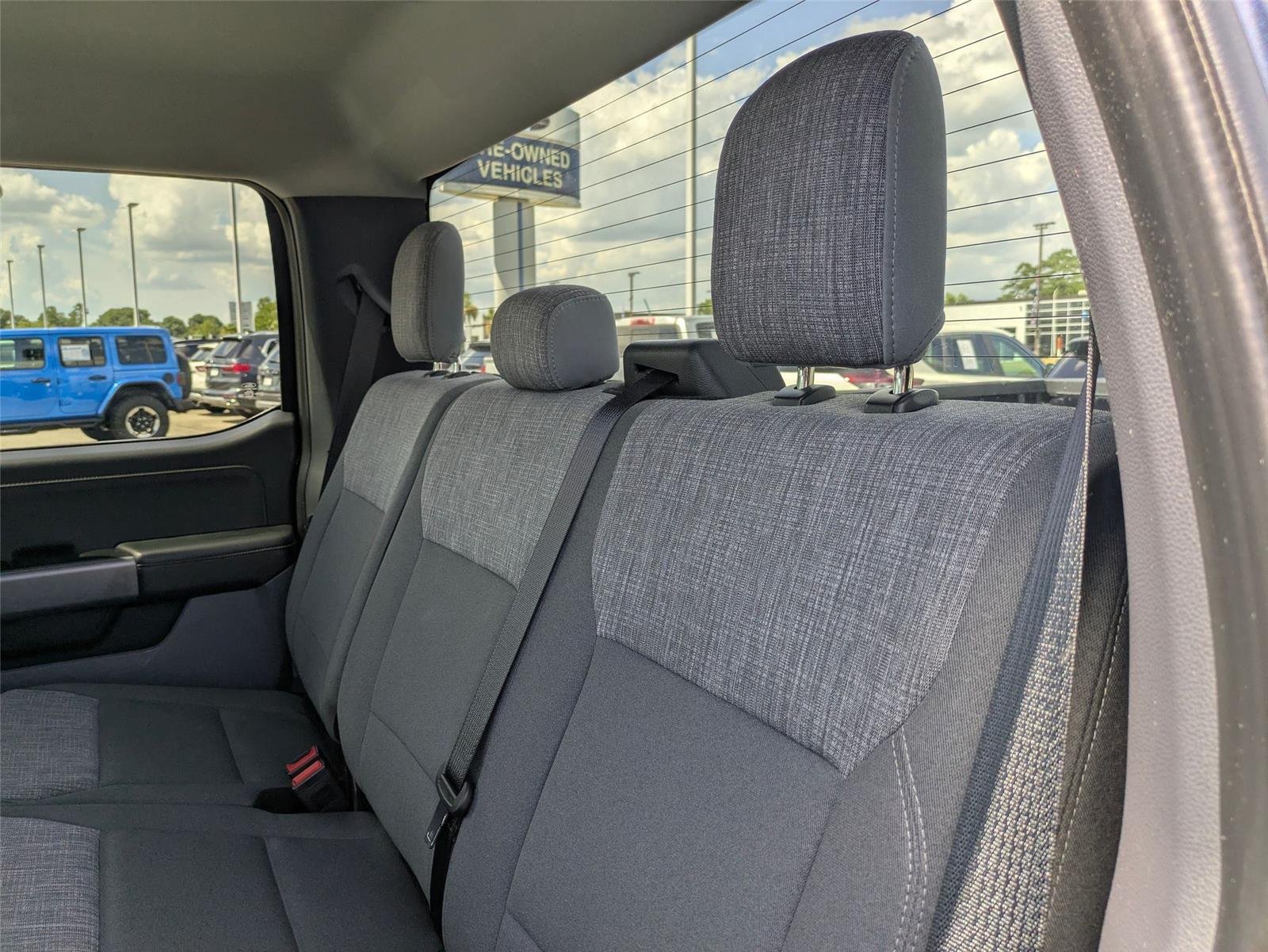 Used 2023 Antimatter Blue Metallic Ford XLT image 28