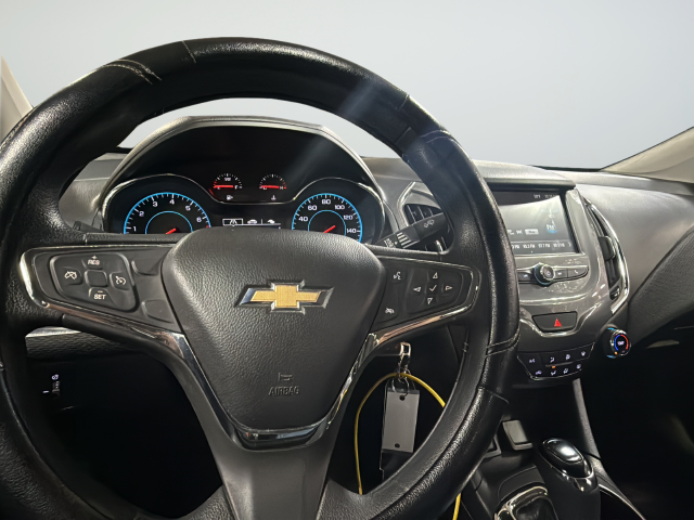 Used 2016 Blue Chevrolet LT image 9