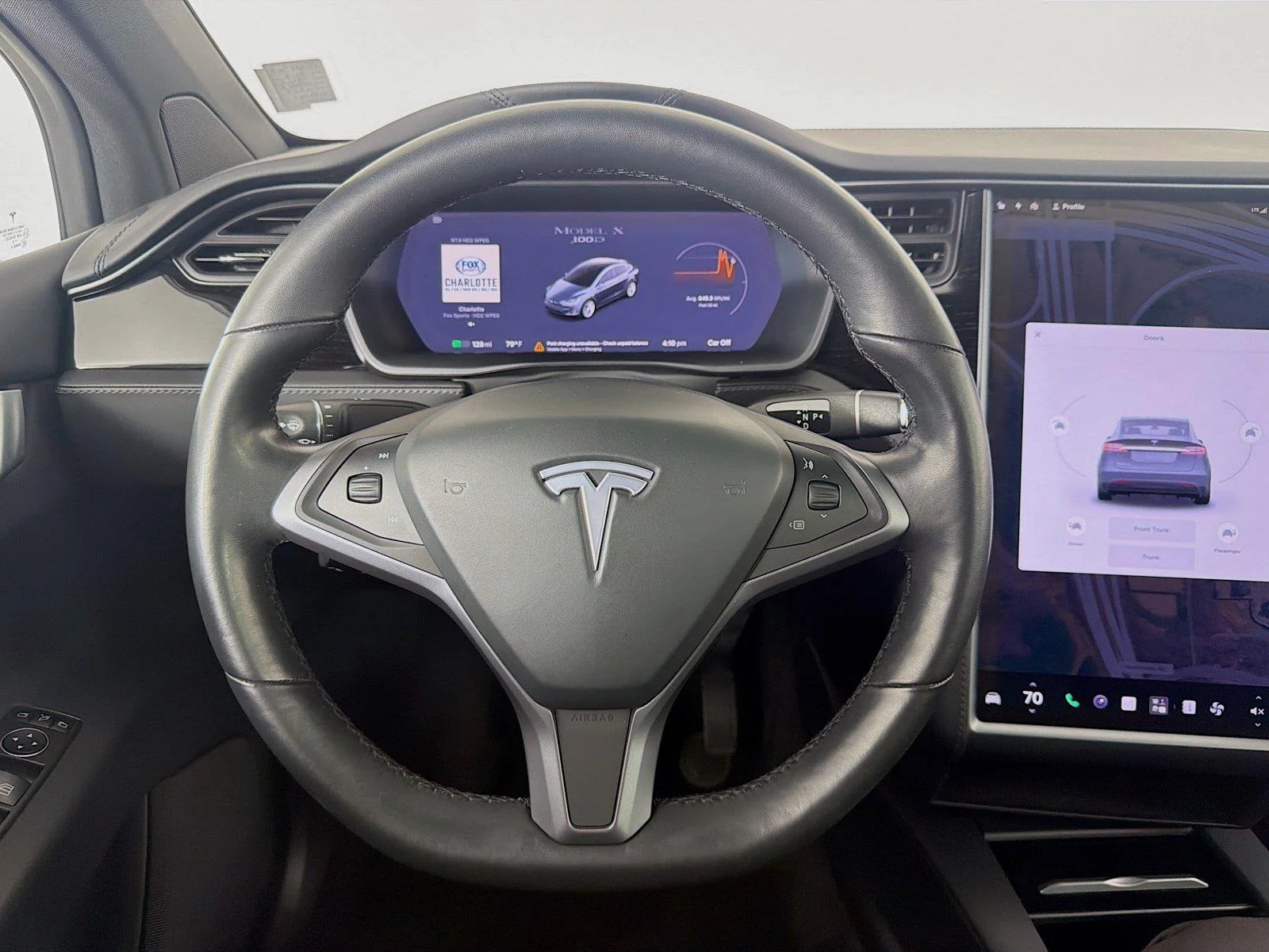 Used 2018  Tesla 100D image 9