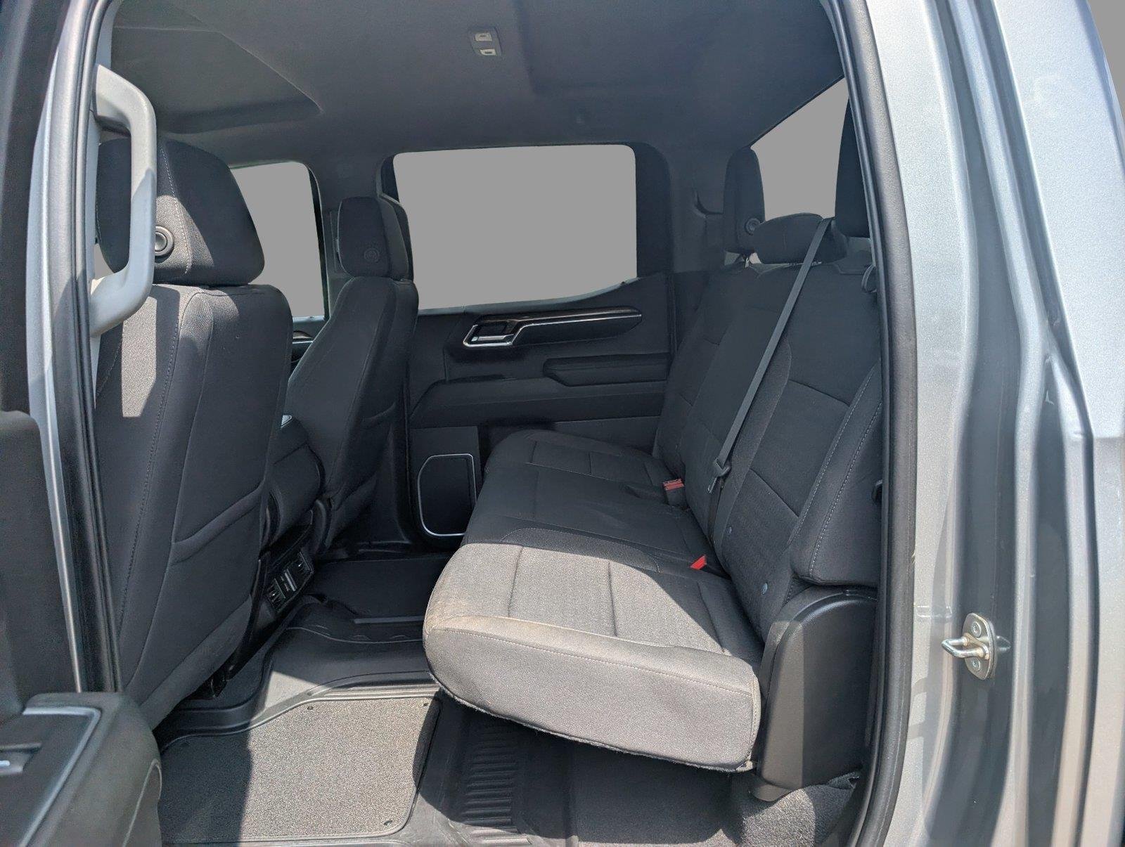 Used 2023 STERLING GRAY METALLIC Chevrolet RST image 31