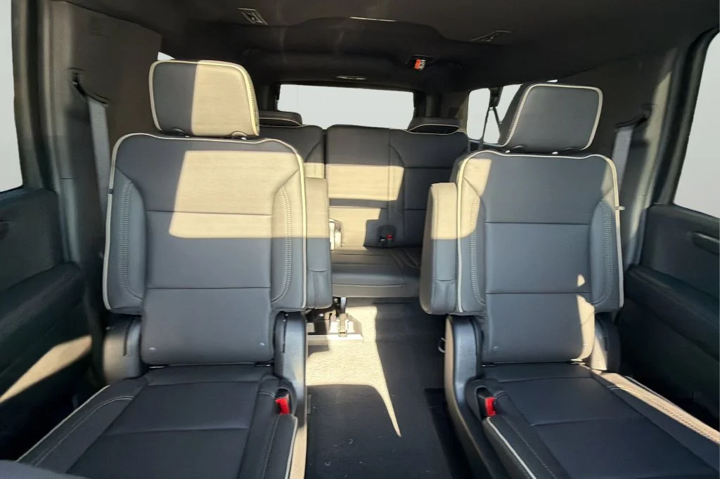 New 2027 Polar White Tricoat Chevrolet Premier image 12
