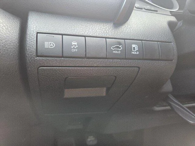 Used 2023 Ice Cap Toyota LE image 12