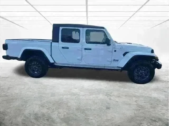 2025 Jeep Gladiator Sport S - Photo 3
