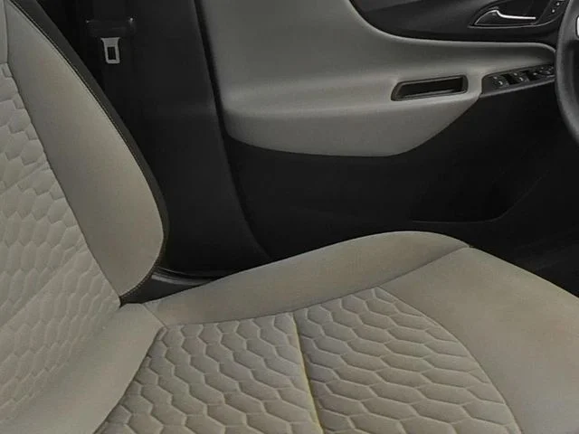 Used 2018 White Chevrolet LS image 37