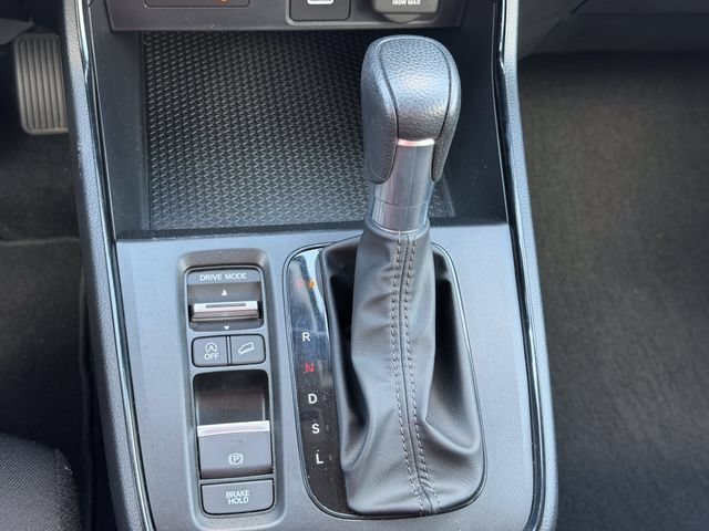 2025 Honda CR-V LX - Photo 29
