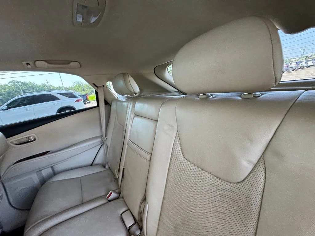 Used 2013 White Lexus 350 image 20