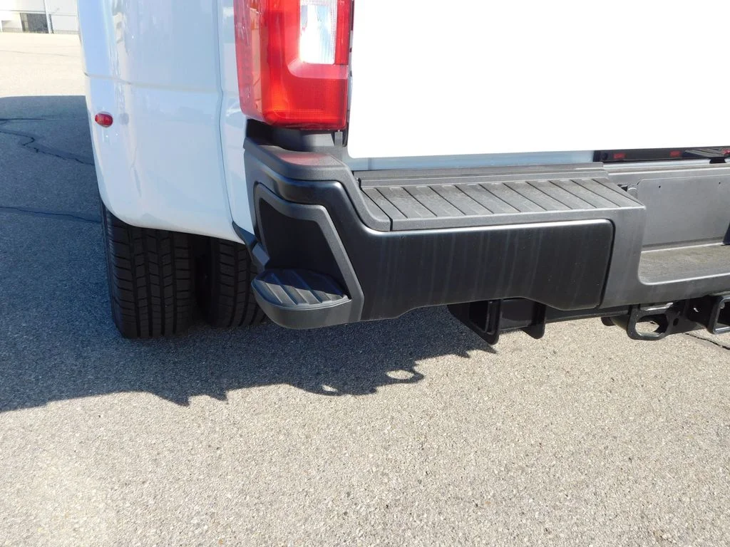 2026 Ford F-350 Super Duty XL - Photo 6