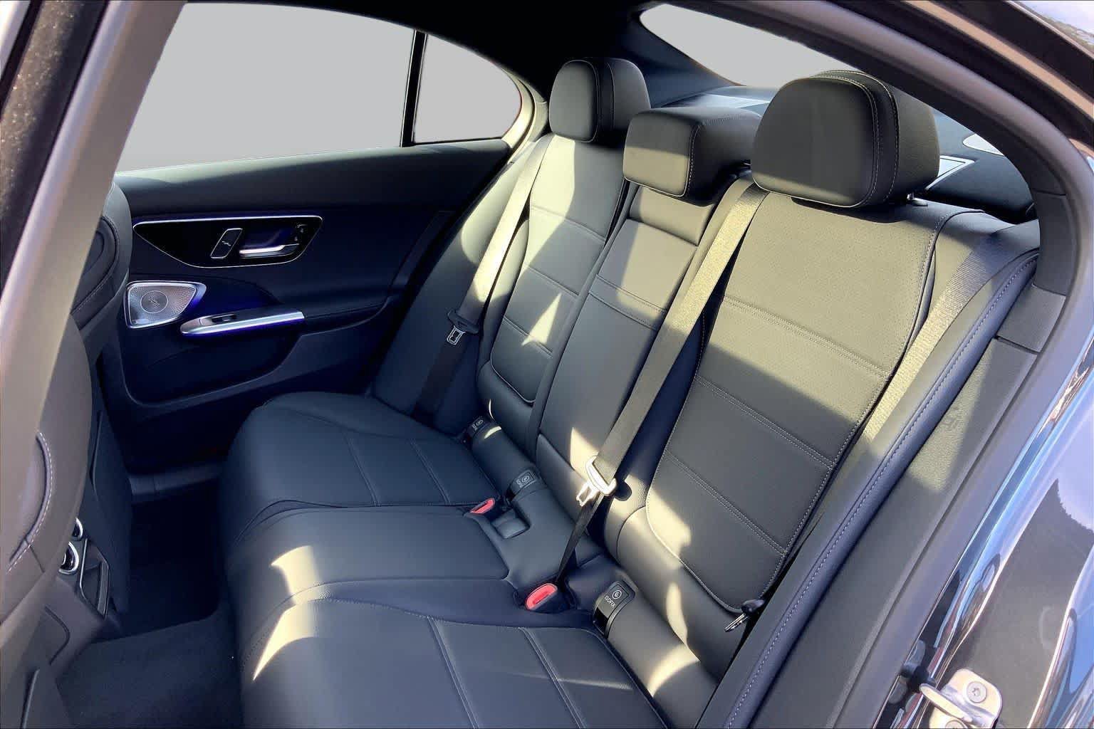 New 2027 Graphite Grey Metallic Mercedes-Benz C 300 image 13