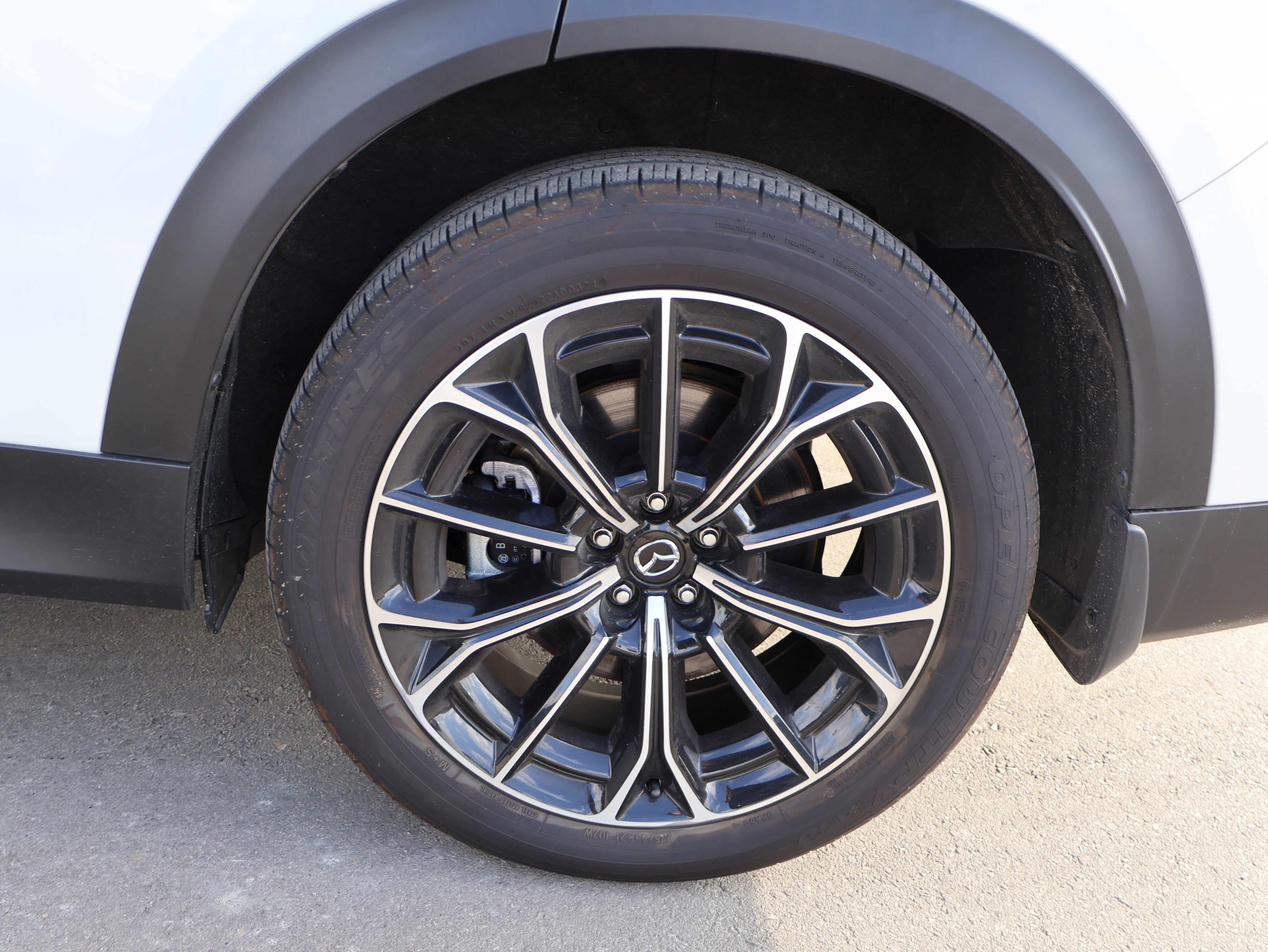 2025 Mazda CX-70 Premium Package - Photo 45