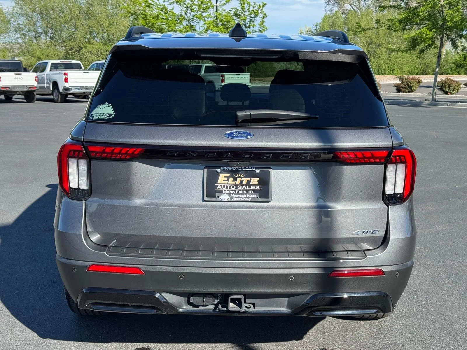 Used 2025 Gray Ford ST-Line image 7