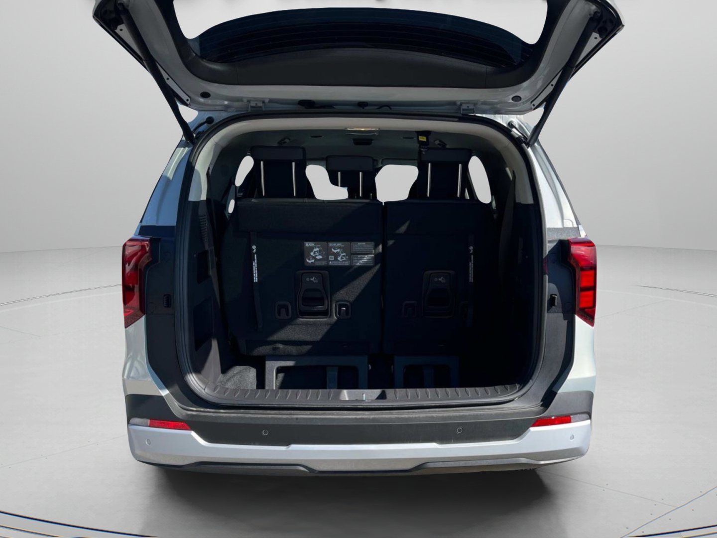 New 2026 Ivory Silver Kia EX image 12