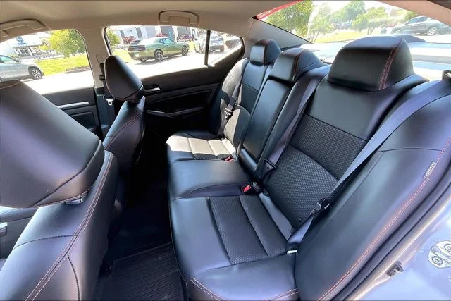Used 2024 Silver Nissan 2.5 SR image 19