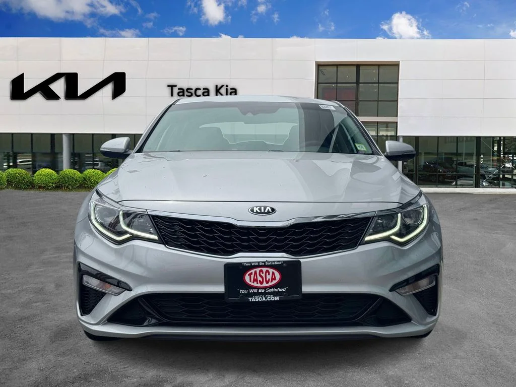 Used 2020 Kia Optima LX with VIN 5XXGT4L35LG398568 for sale in Copiague, NY