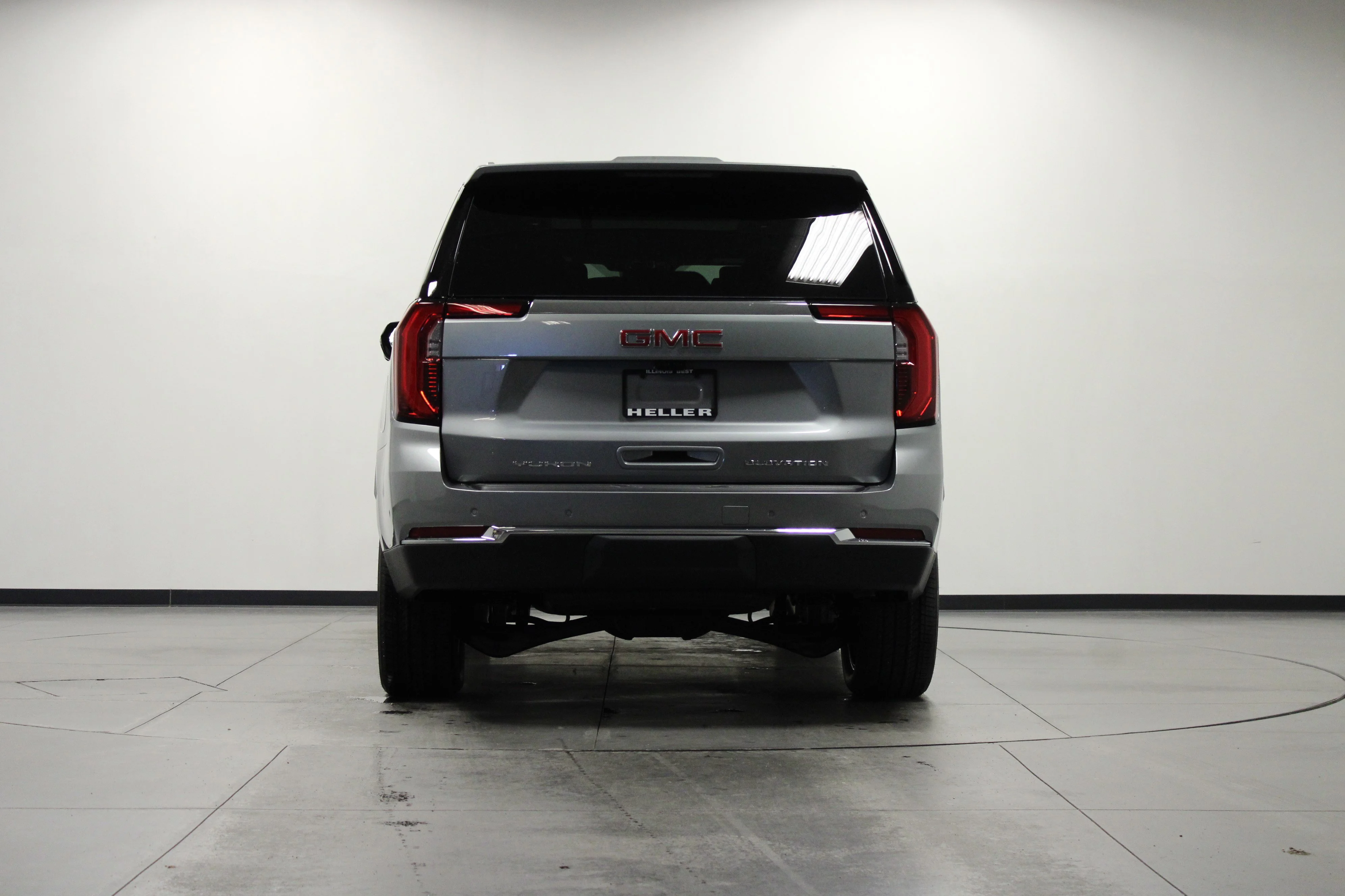 New 2026 Sterling Metallic GMC Elevation image 5