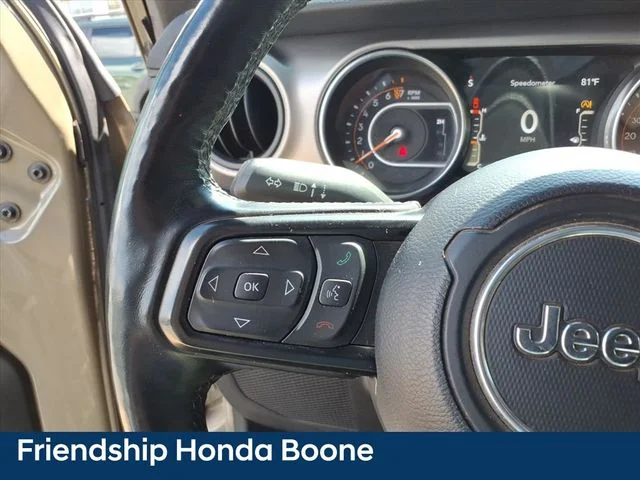 Used 2020 Green Jeep Sport image 17