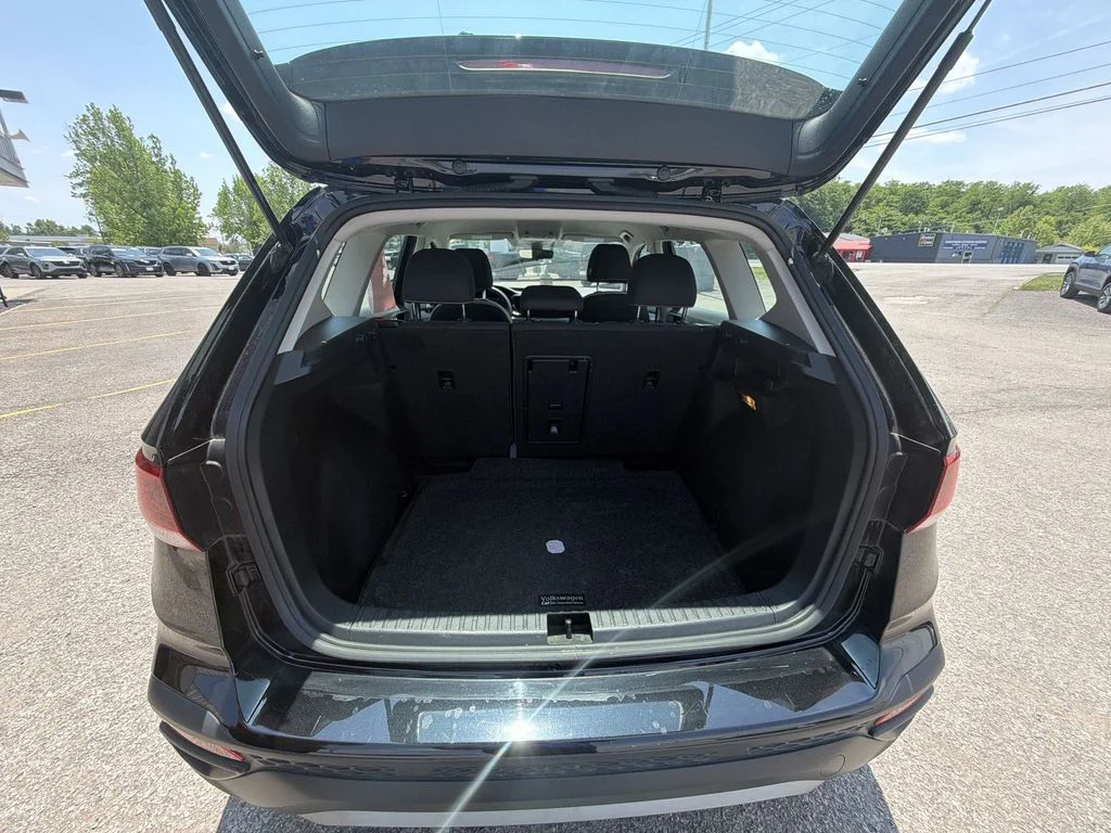 Used 2023 Black Volkswagen 1.5T S image 23