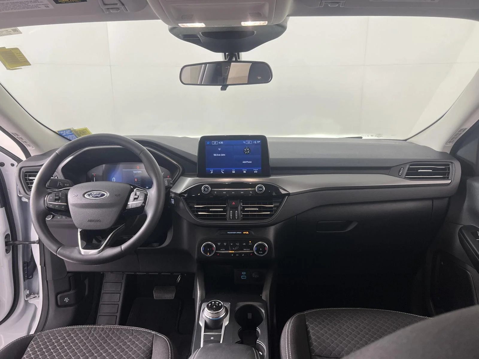 Used 2023 Oxford White Ford Active image 4
