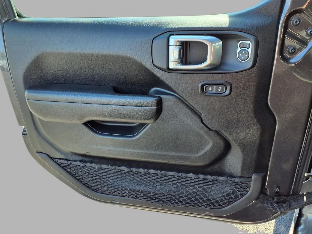 Used 2024 Gray Jeep Sport S image 18