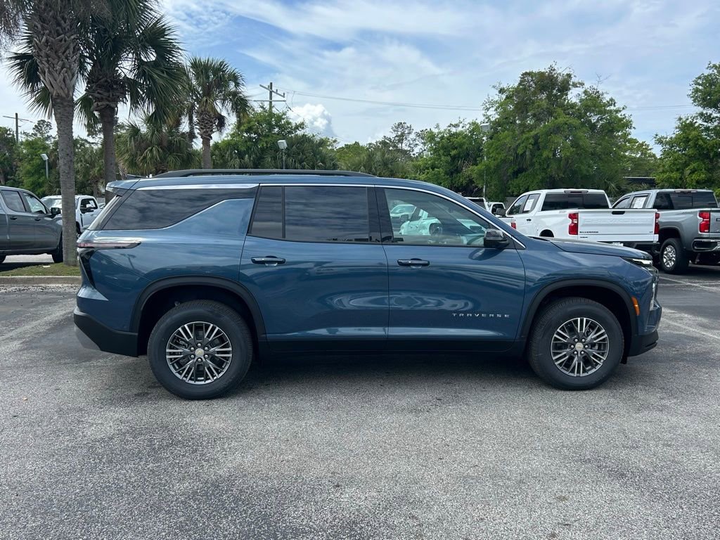 2026 Chevrolet Traverse LT - Photo 8