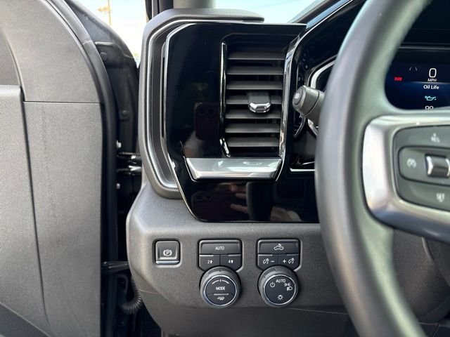 Used 2024 Black Chevrolet LT image 17