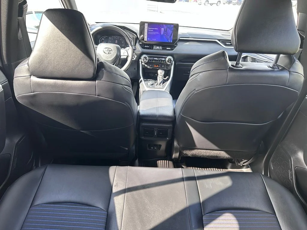 2024 Toyota RAV4 XSE - Photo 31