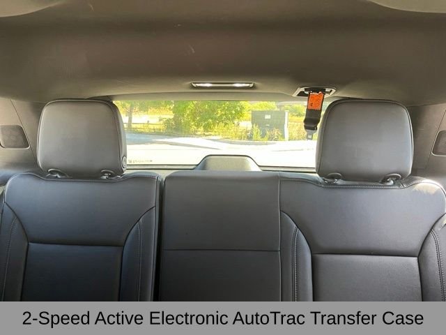 Used 2021 Gray Chevrolet Z71 image 21