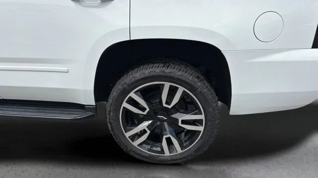 Used 2019 SUMMIT WHITE Chevrolet Premier image 37