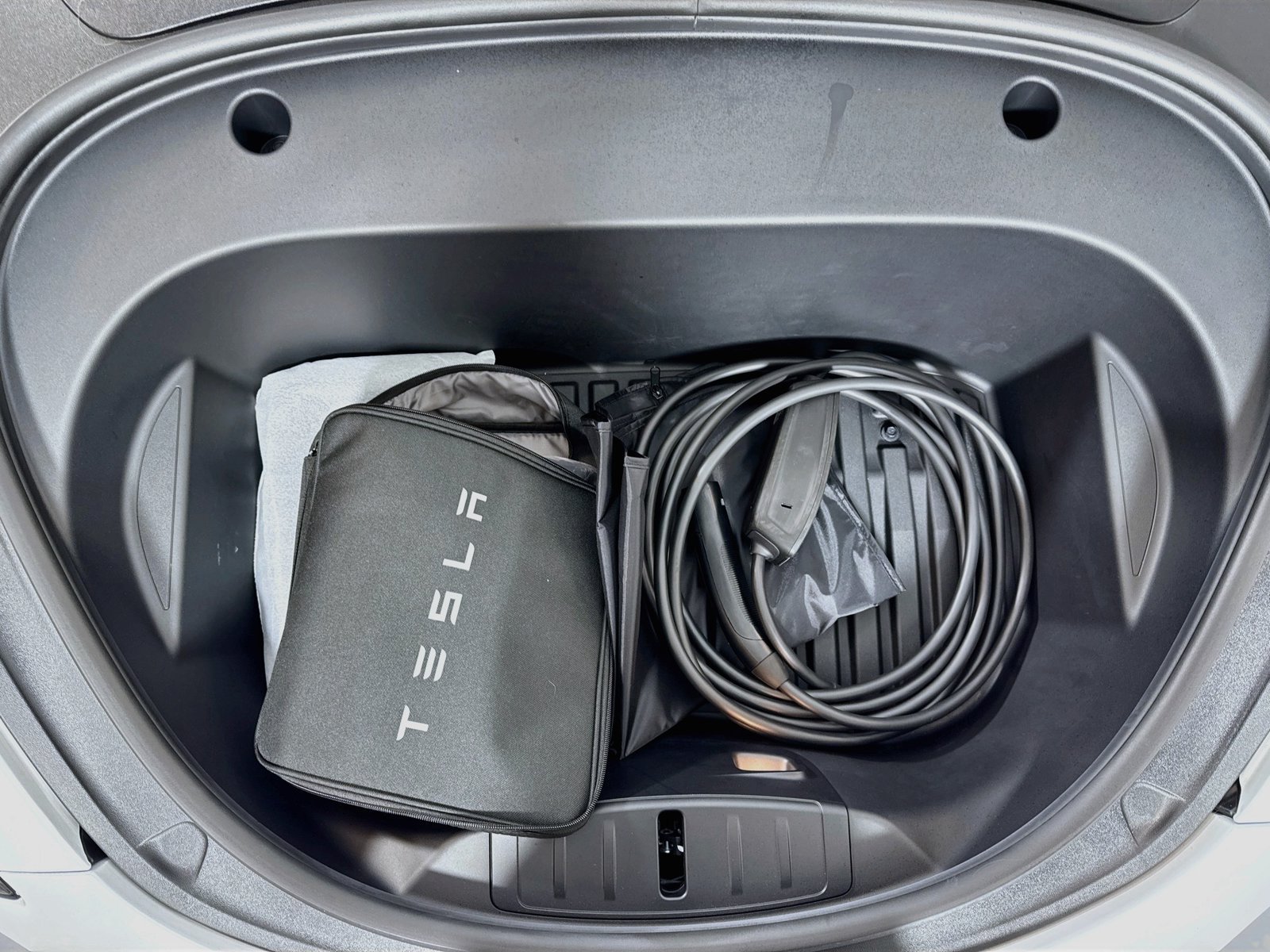 Used 2023 Pearl White Multi-Coat Tesla Performance image 28