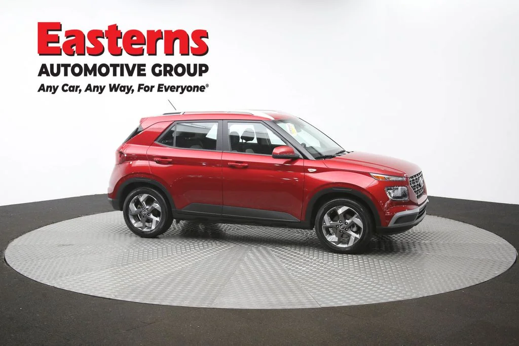 Used 2025 Red Hyundai SEL image 48