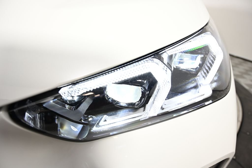 2026 BMW X1 28i - Photo 9