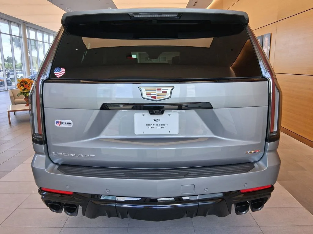 New 2026 Argent Silver Metallic Cadillac V-Series image 5