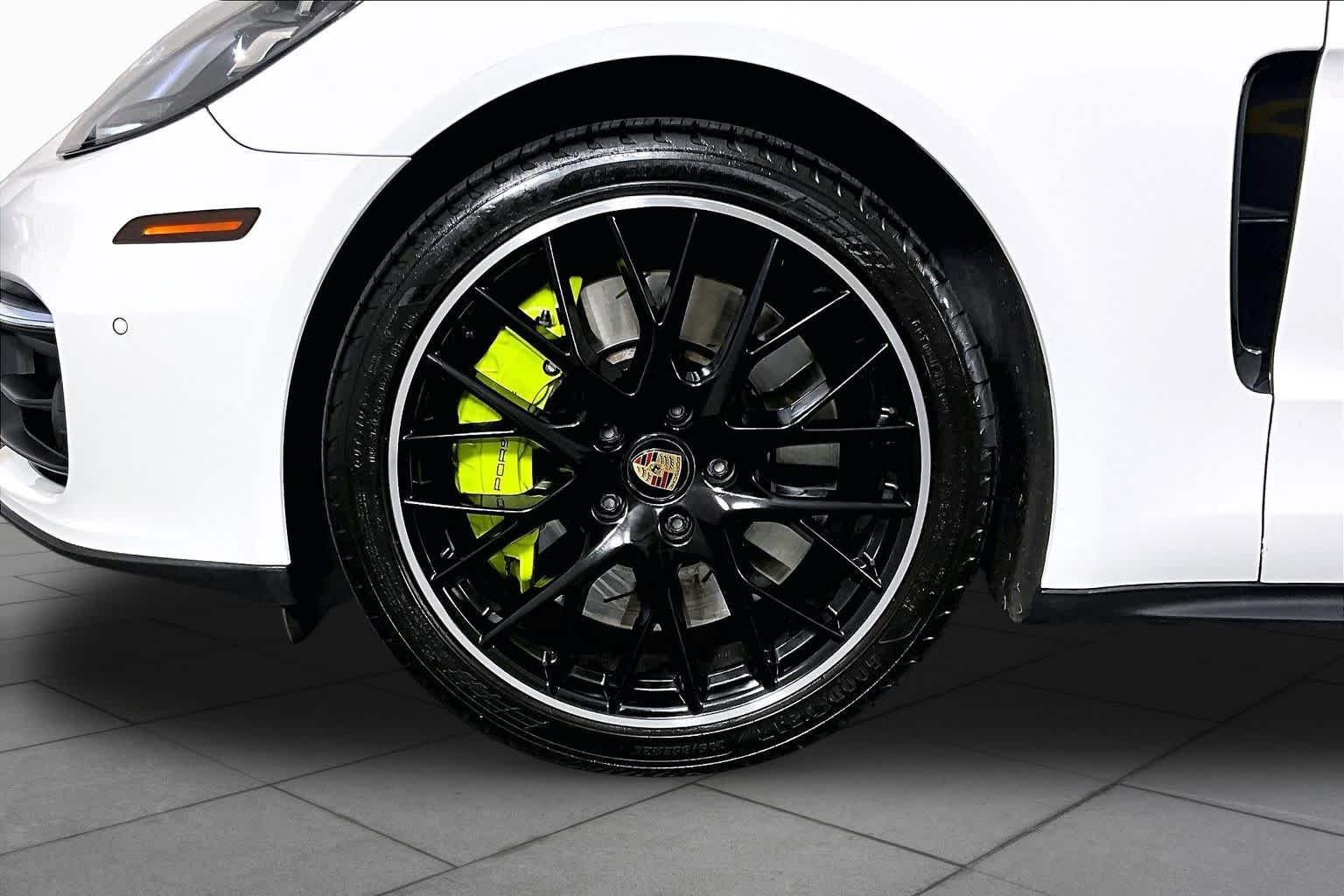 Used 2021 Carrara White Metallic Porsche 4S E-Hybrid image 10