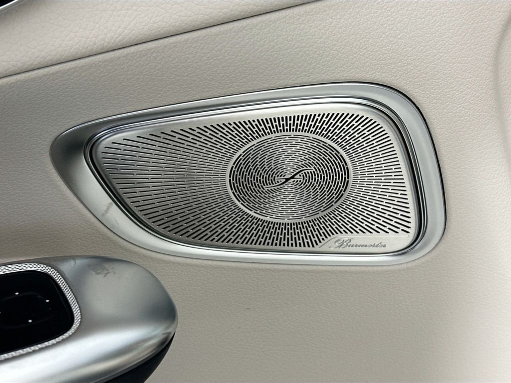 New 2026 Verde Silver Metallic Mercedes-Benz GLC 300 image 19