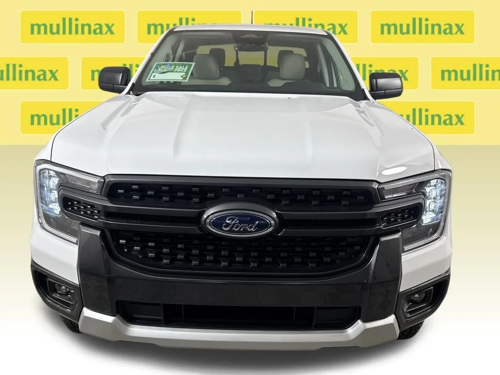 New 2025 White Ford XLT image 18