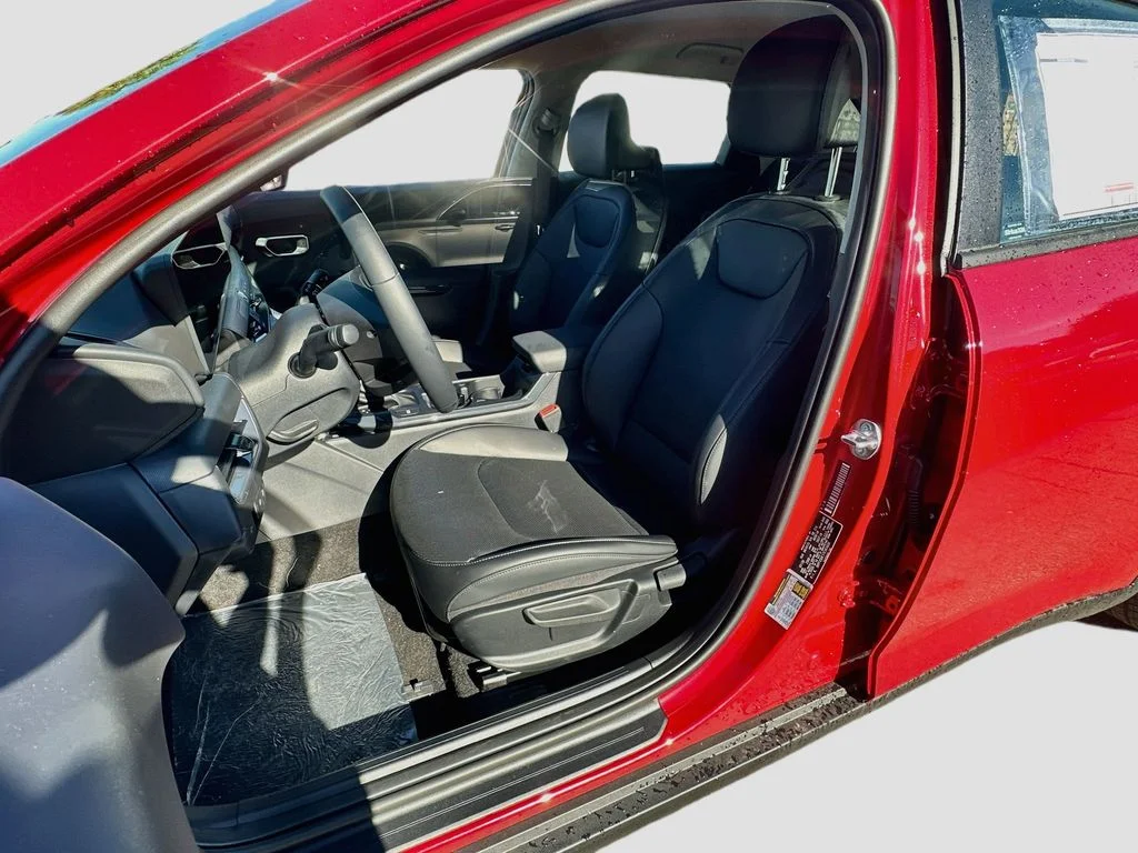 New 2026 Currant Red Kia EX image 20