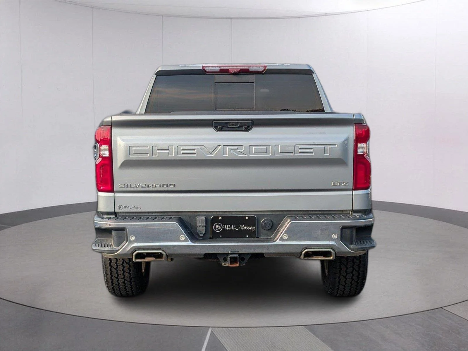 Used 2024 Sterling Gray Metallic Chevrolet LTZ image 4