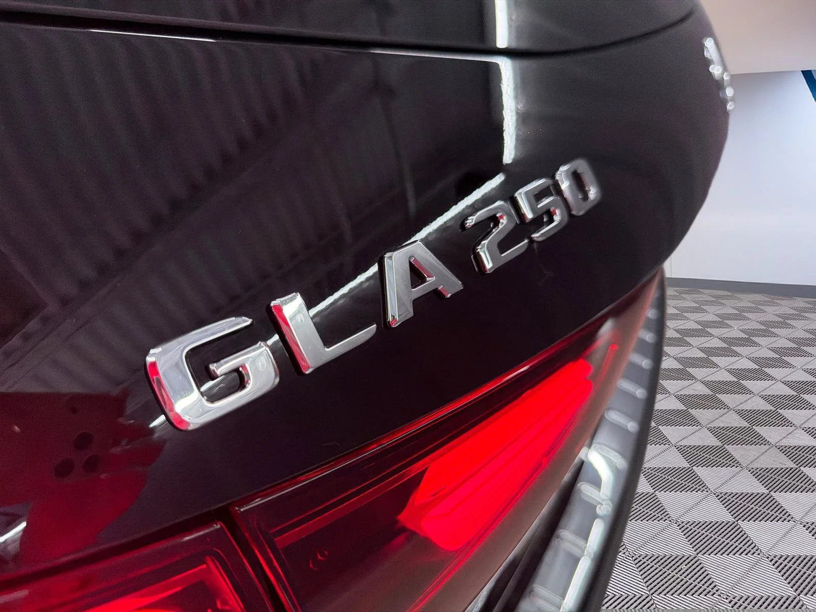 Used 2026 Black Mercedes-Benz GLA 250 image 26