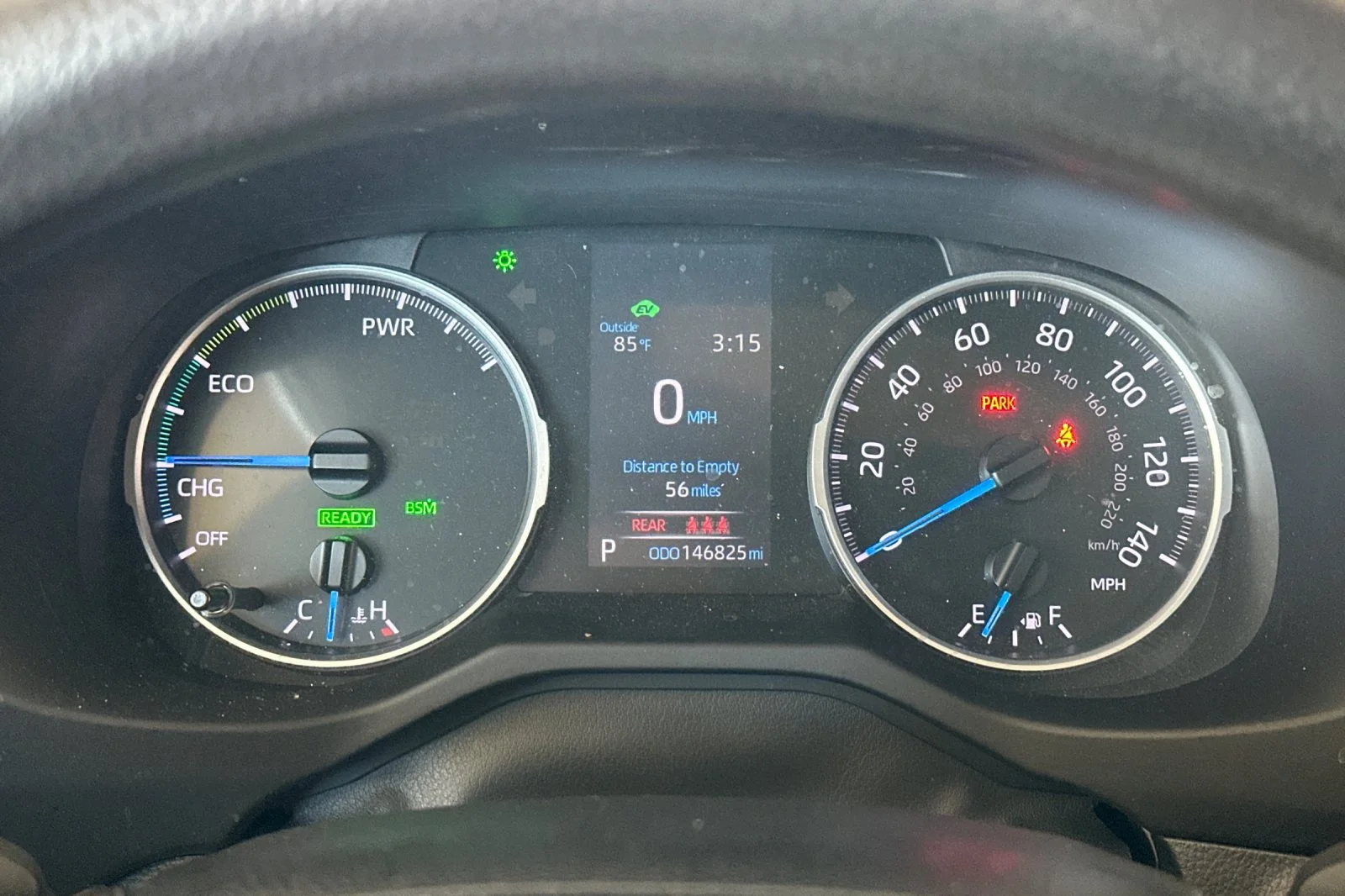 Used 2019 Silver Toyota XLE image 24