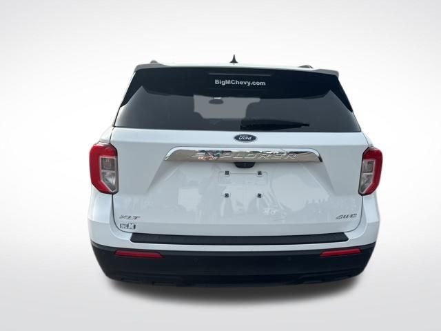 Used 2023 White Ford XLT image 4