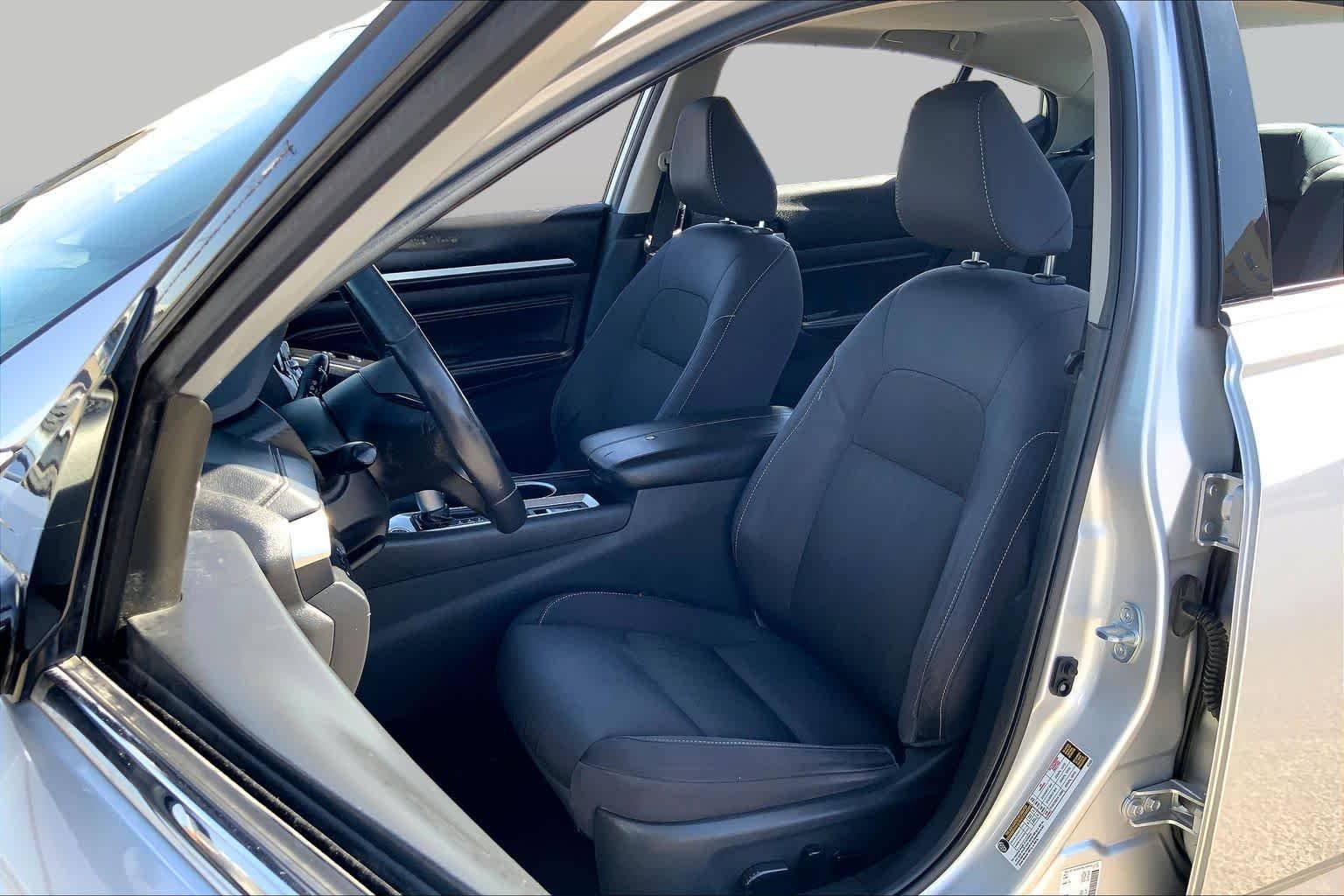 Pre-Owned 2020 Nissan Altima 2.5 SV
