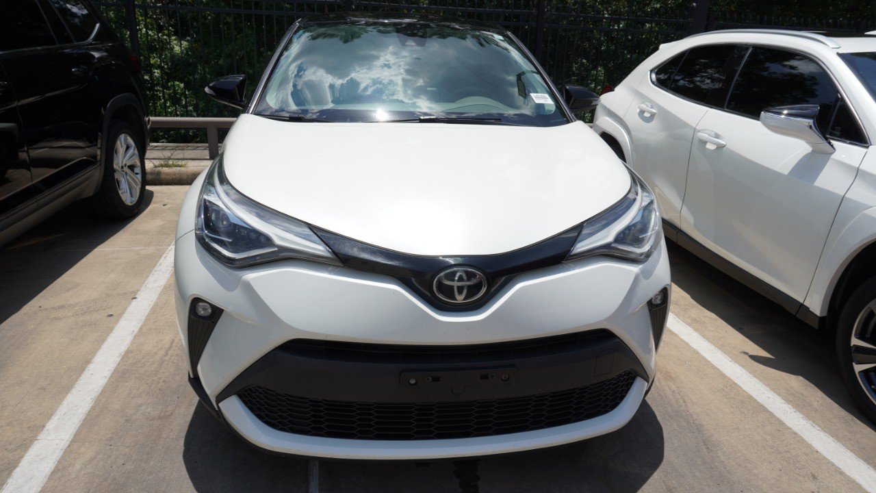 Used 2020 Blizzard Pearl w/Black Roof Toyota Limited image 2