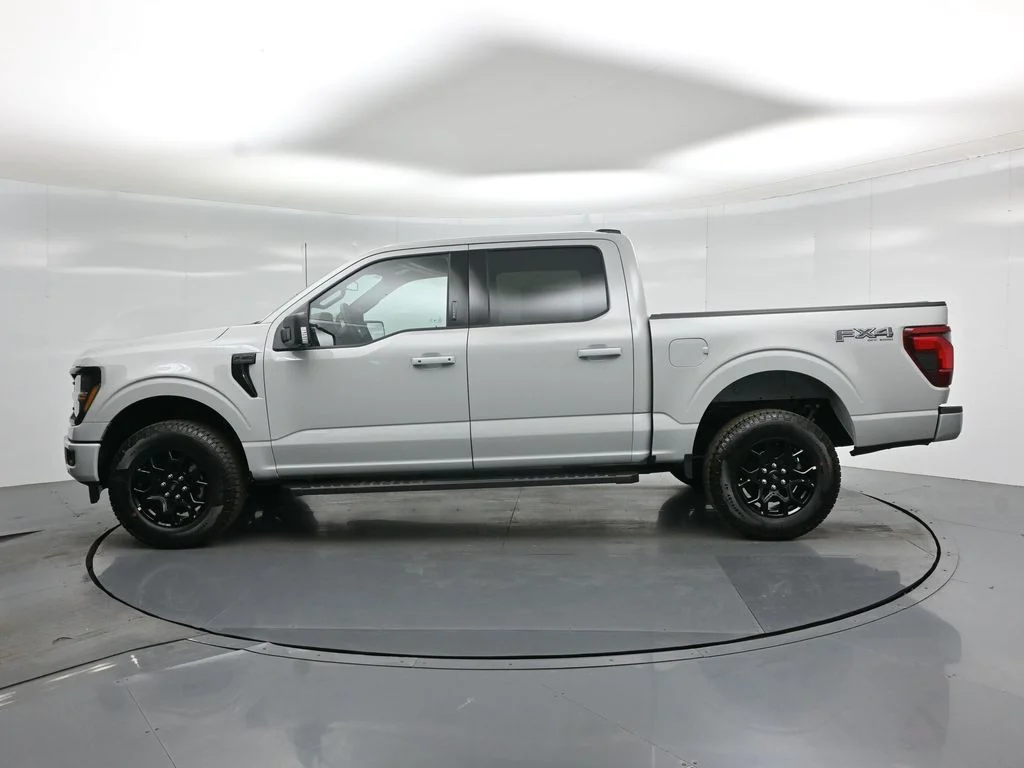 New 2026 Avalanche Ford XLT image 28