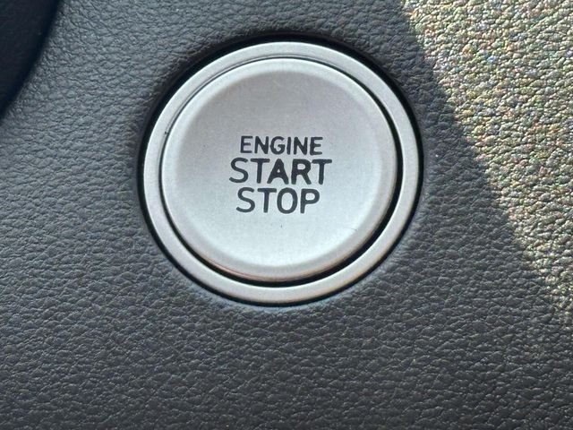 Certified Used 2023 White Hyundai SEL image 4