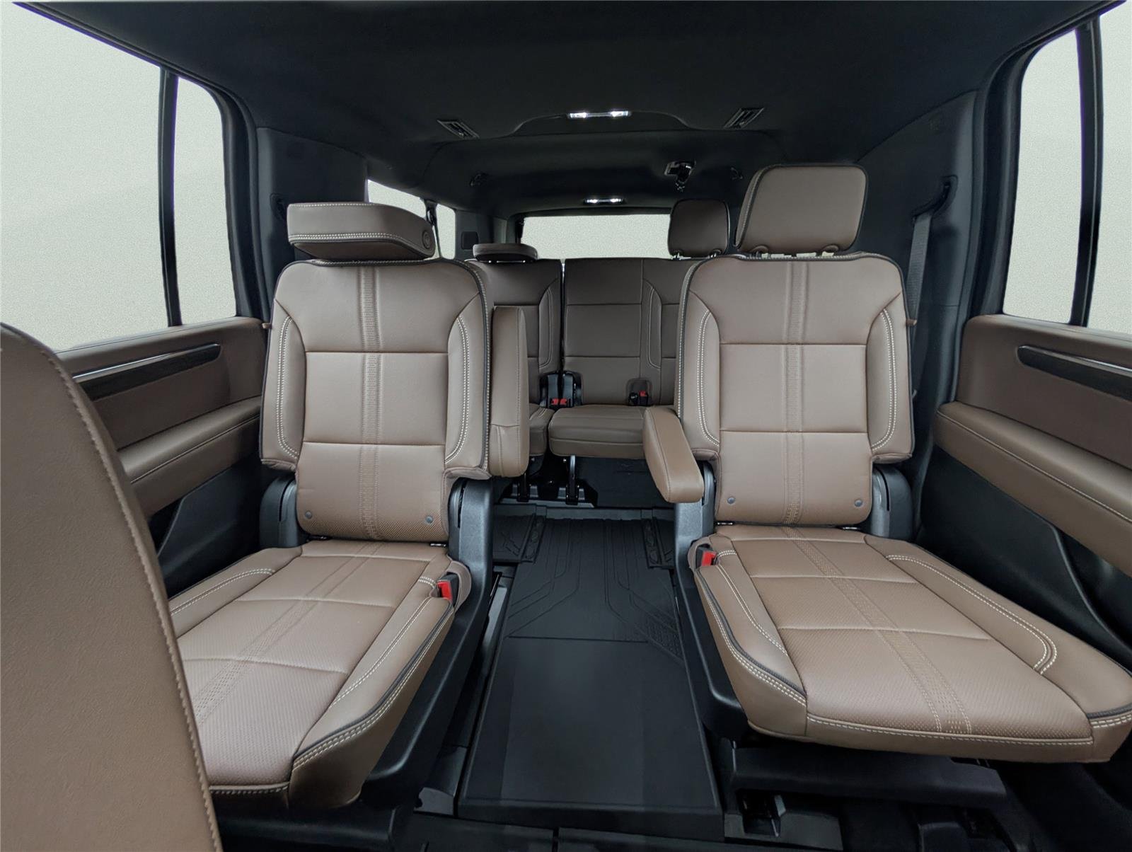 2026 Chevrolet Suburban High Country - Photo 13