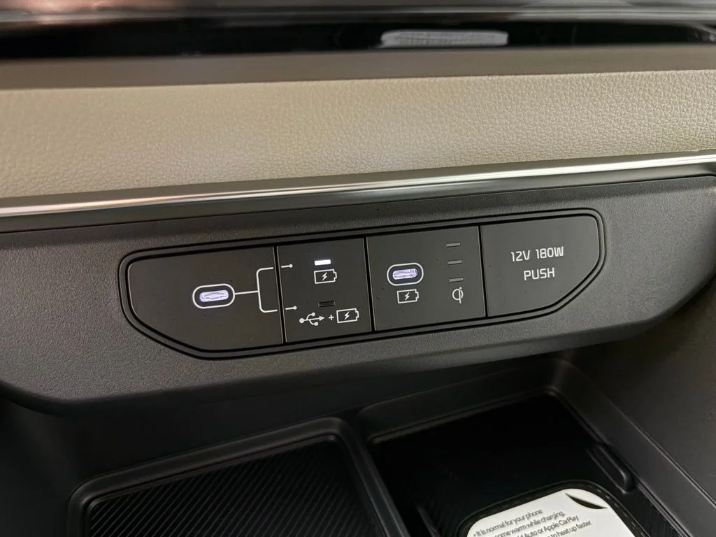 New 2026 Ceramic Silver Kia EX image 28